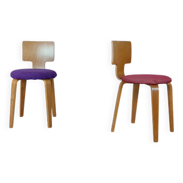 Ensemble de 2 chaises en contreplaqué par Cor Alons années 1950.