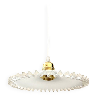 Crenellated opaline pendant lamp