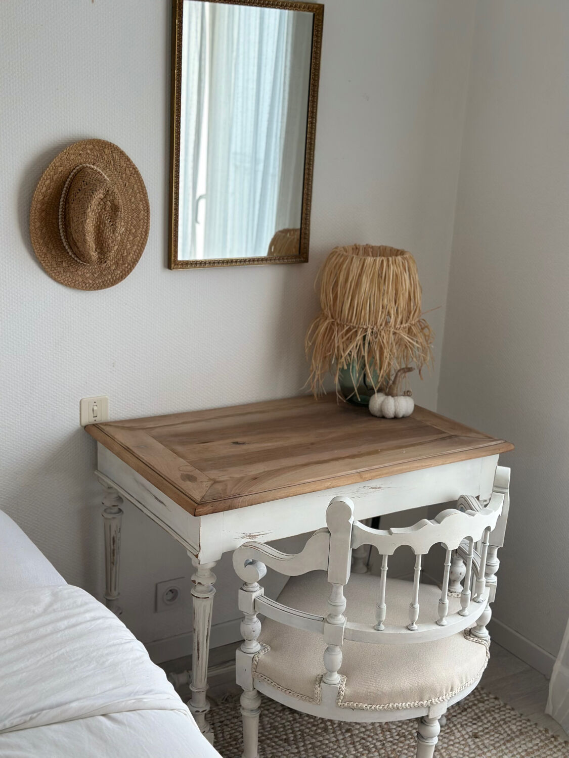 Fauteuil ancien restauré – pièce unique