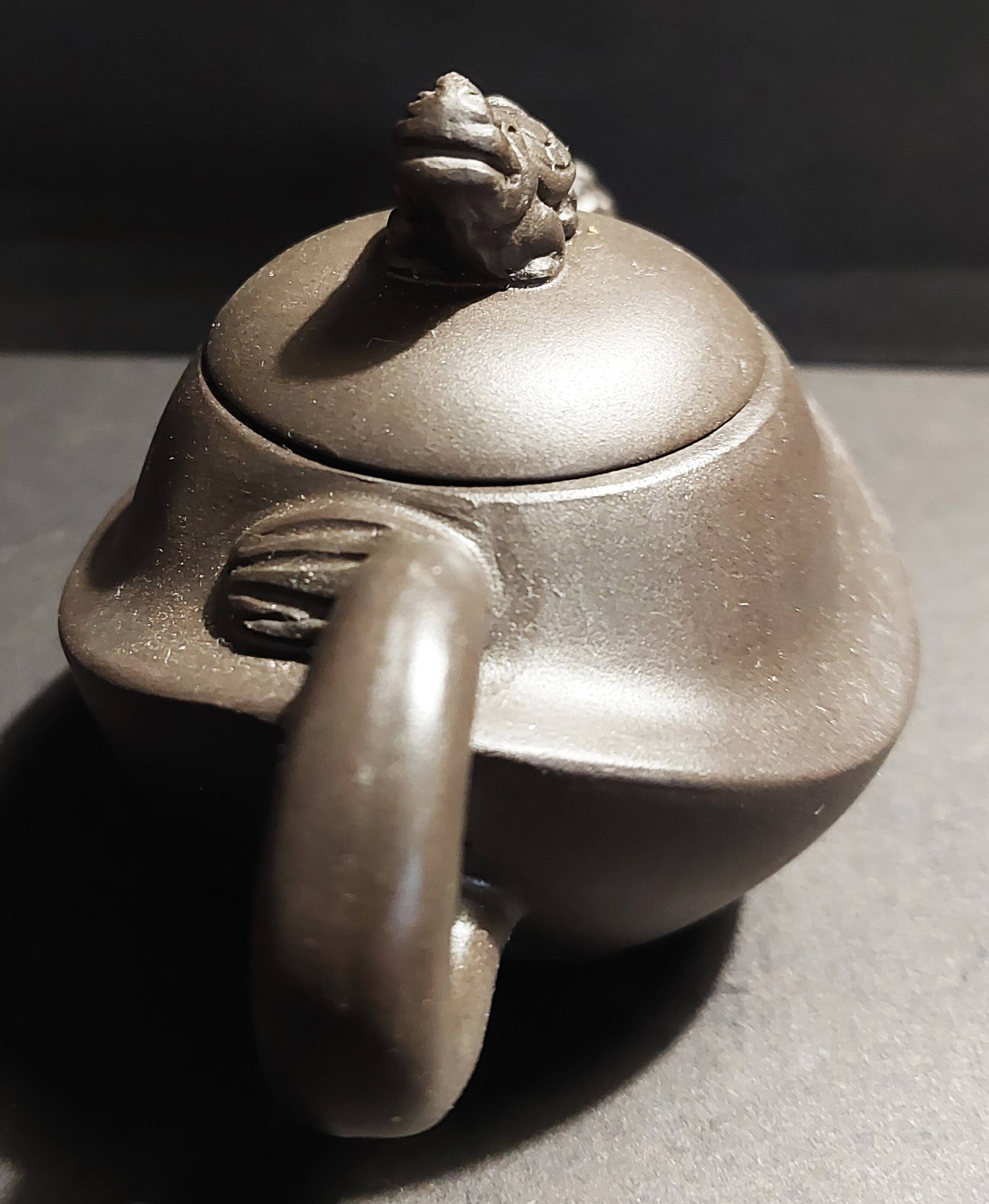 China Yixing terracotta teapot and bowls signed