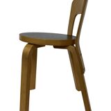 Chaise vintage modèle 65 par Alvar Aalto pour Artek (Linoléum noir)