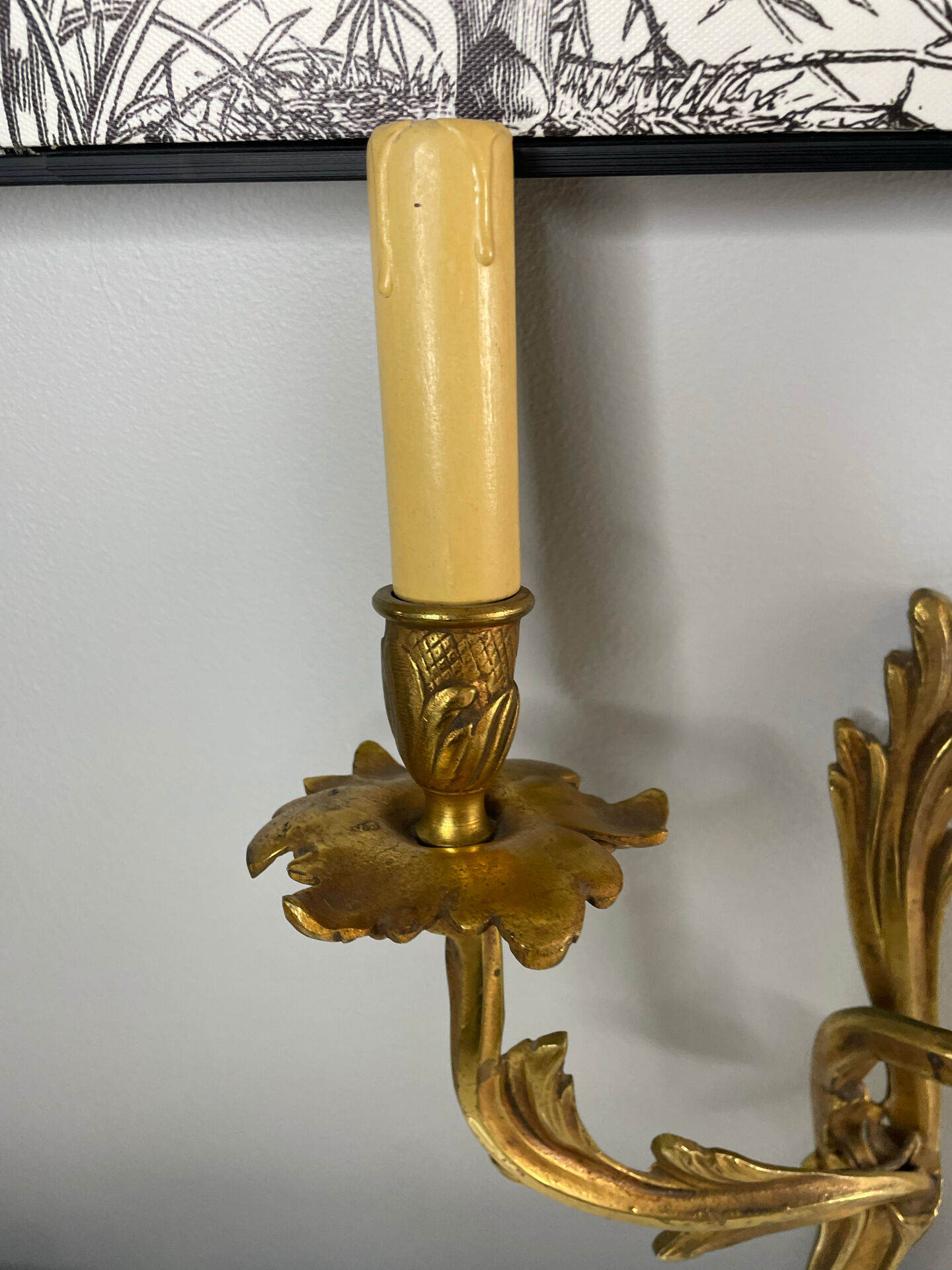 2 antique wall sconces in gilded bronze, Louis XV style