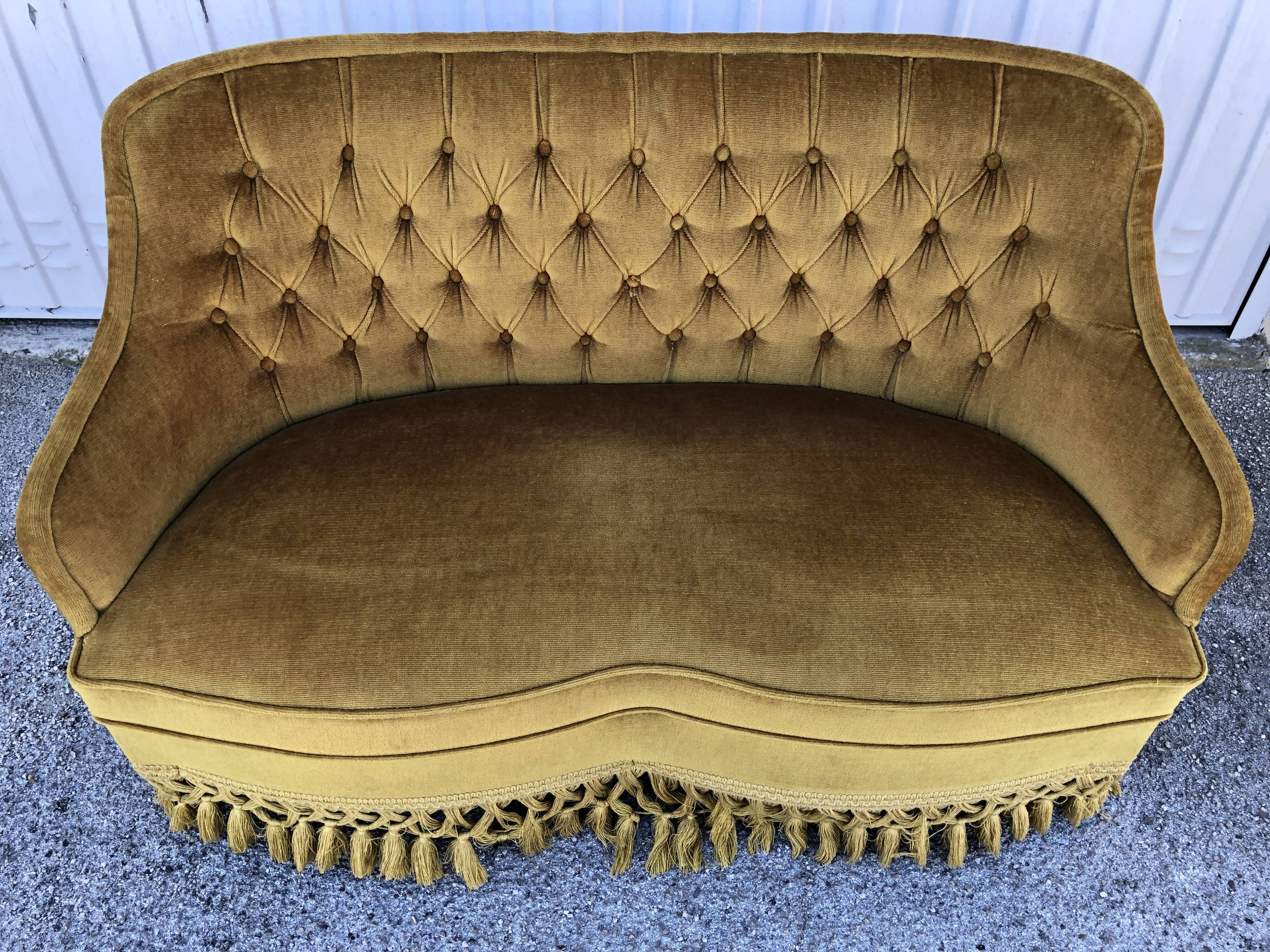 Bench velvet gold vintage