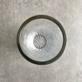 Vase en cristal ciselé avec cerclage en métal argenté