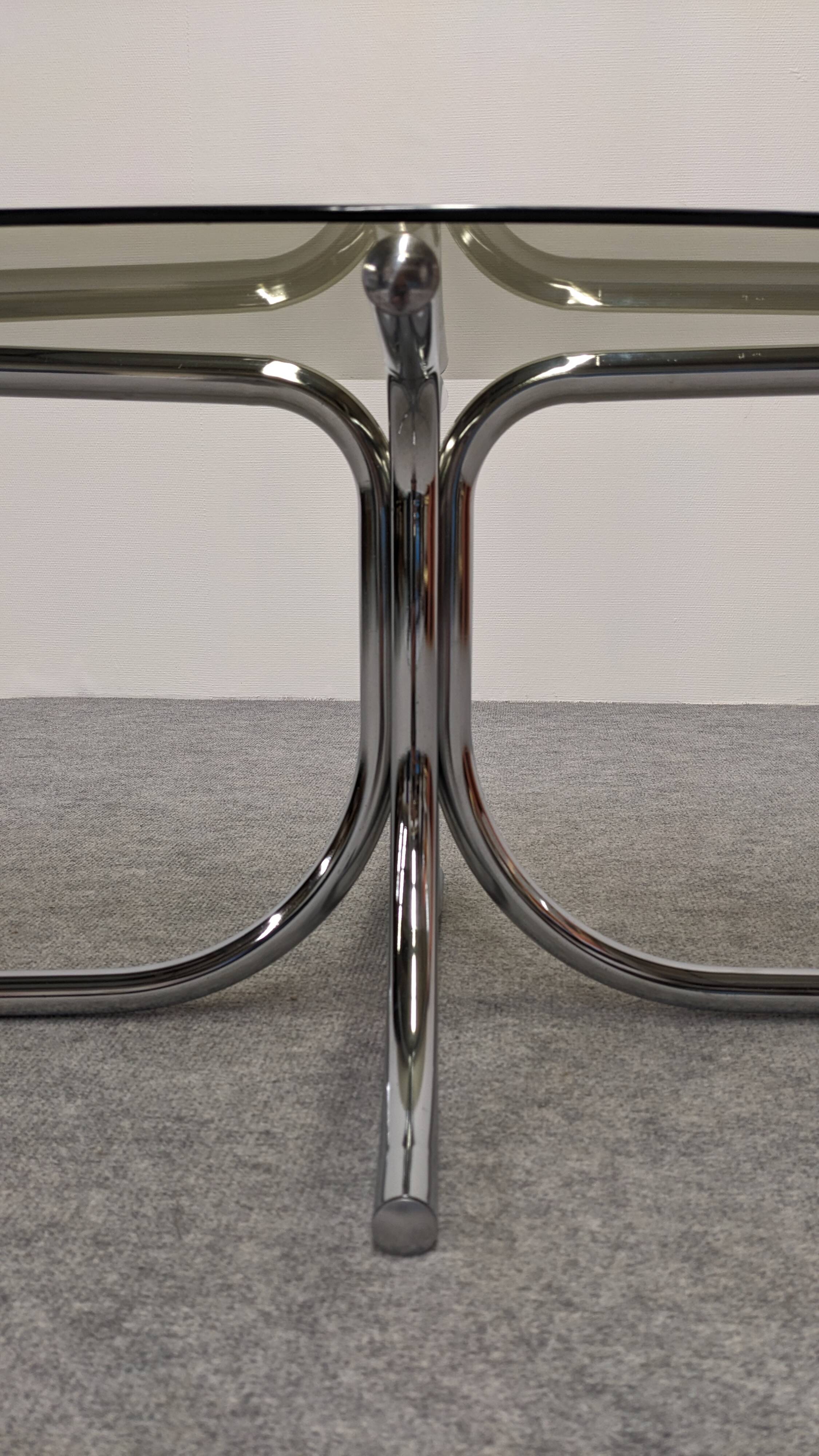 Space age coffee table in tubular and smoked glass, 60s-70s