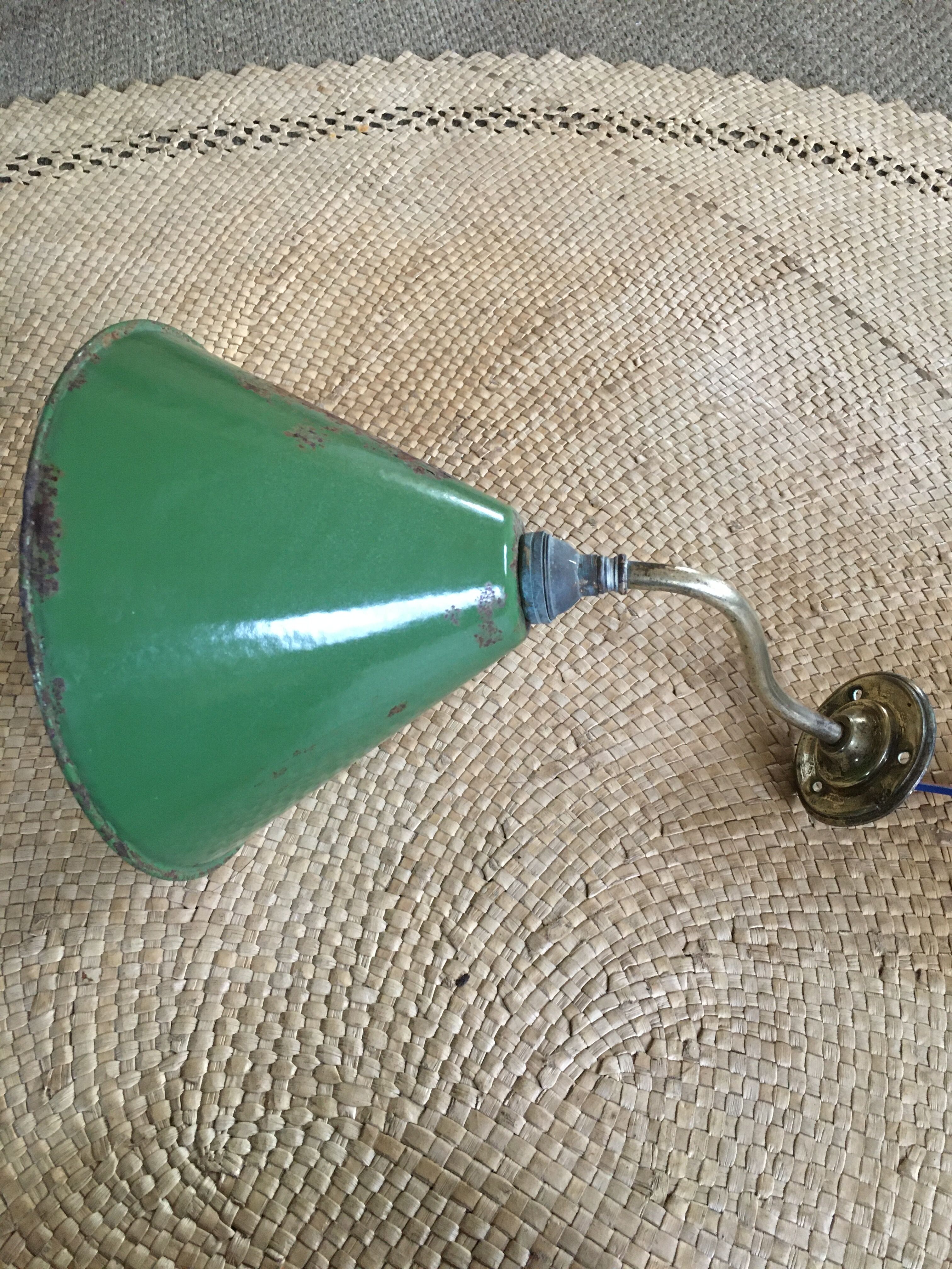Enamelled sheet metal wall light