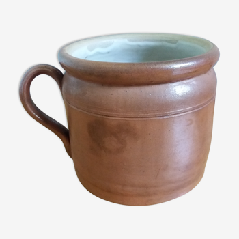 Sandstone handle pot
