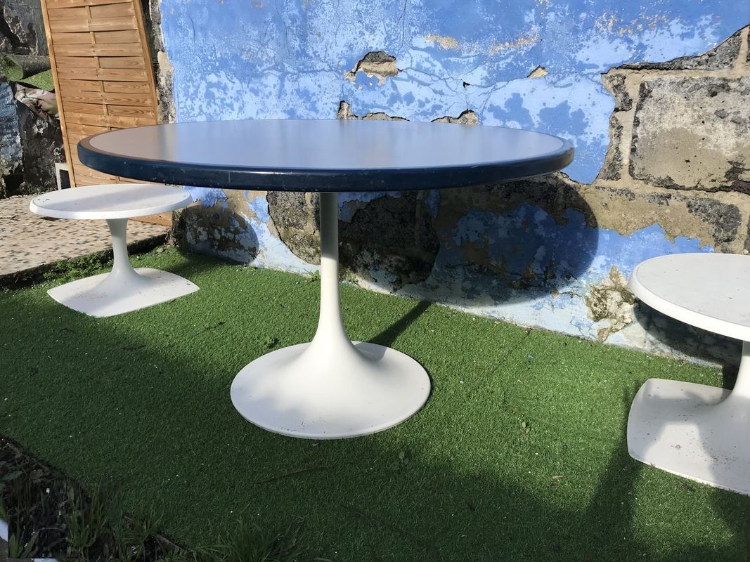 Table foot Tulip 70s round