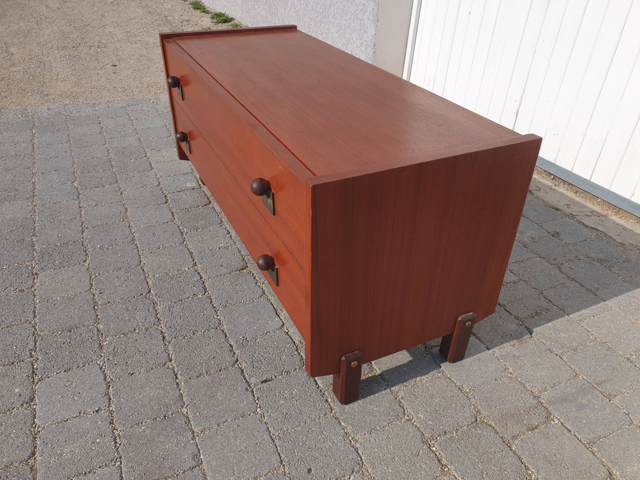 Vintage buffet
