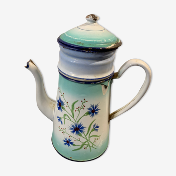 Cafetière en tôle émaillée