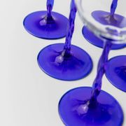 Six cobalt blue Murano glass wine glasses with twisted stems, 1970s Italy, elegant clear bowls