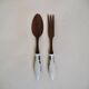 Serving cutlery