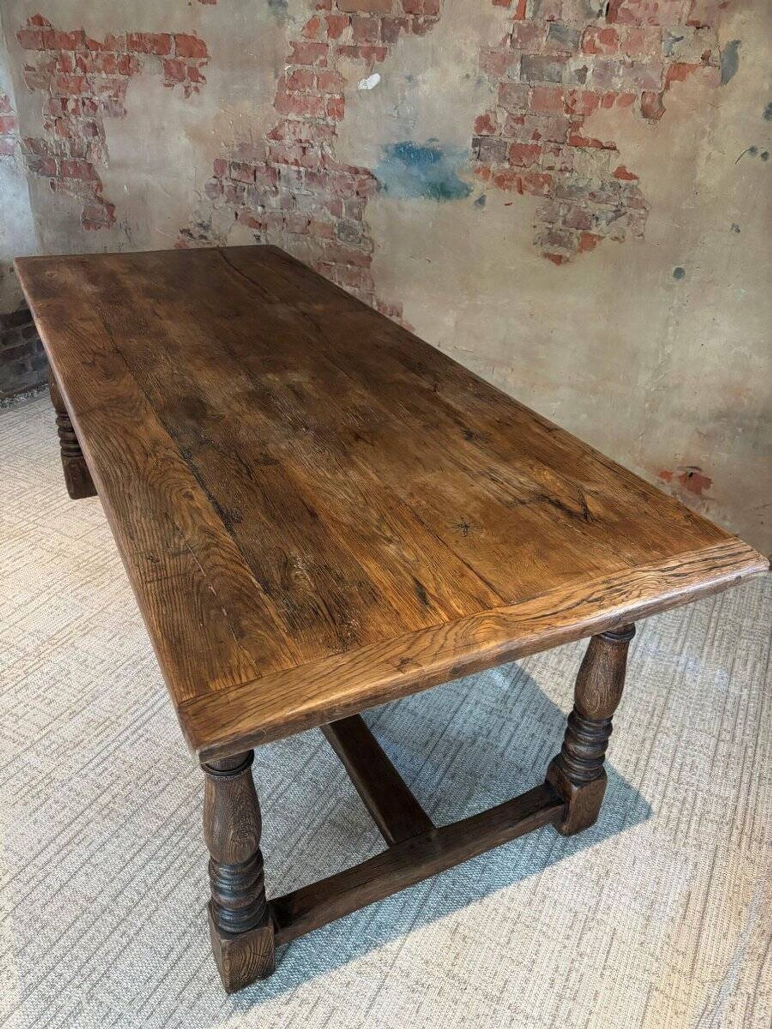 Table de cuisine réfectoire en chêne, années 1940