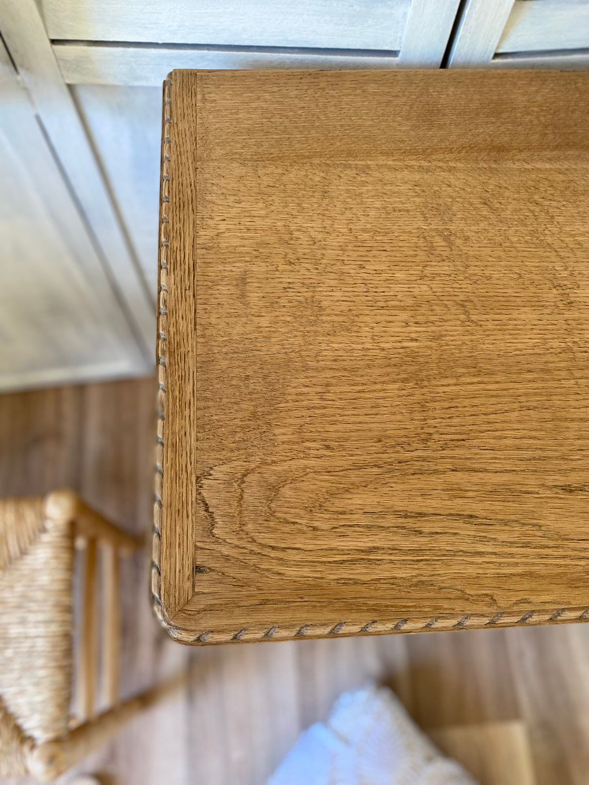 Commode pieds griffe