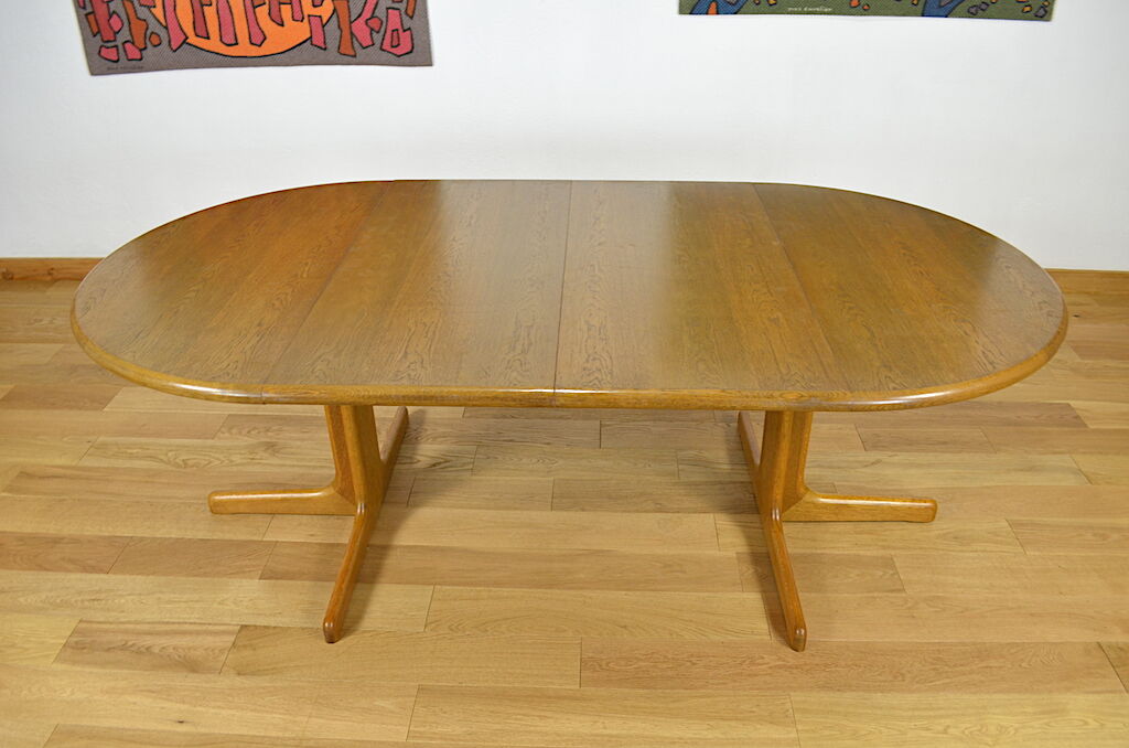 Lubke vintage 1960 Scandinavian design oval table