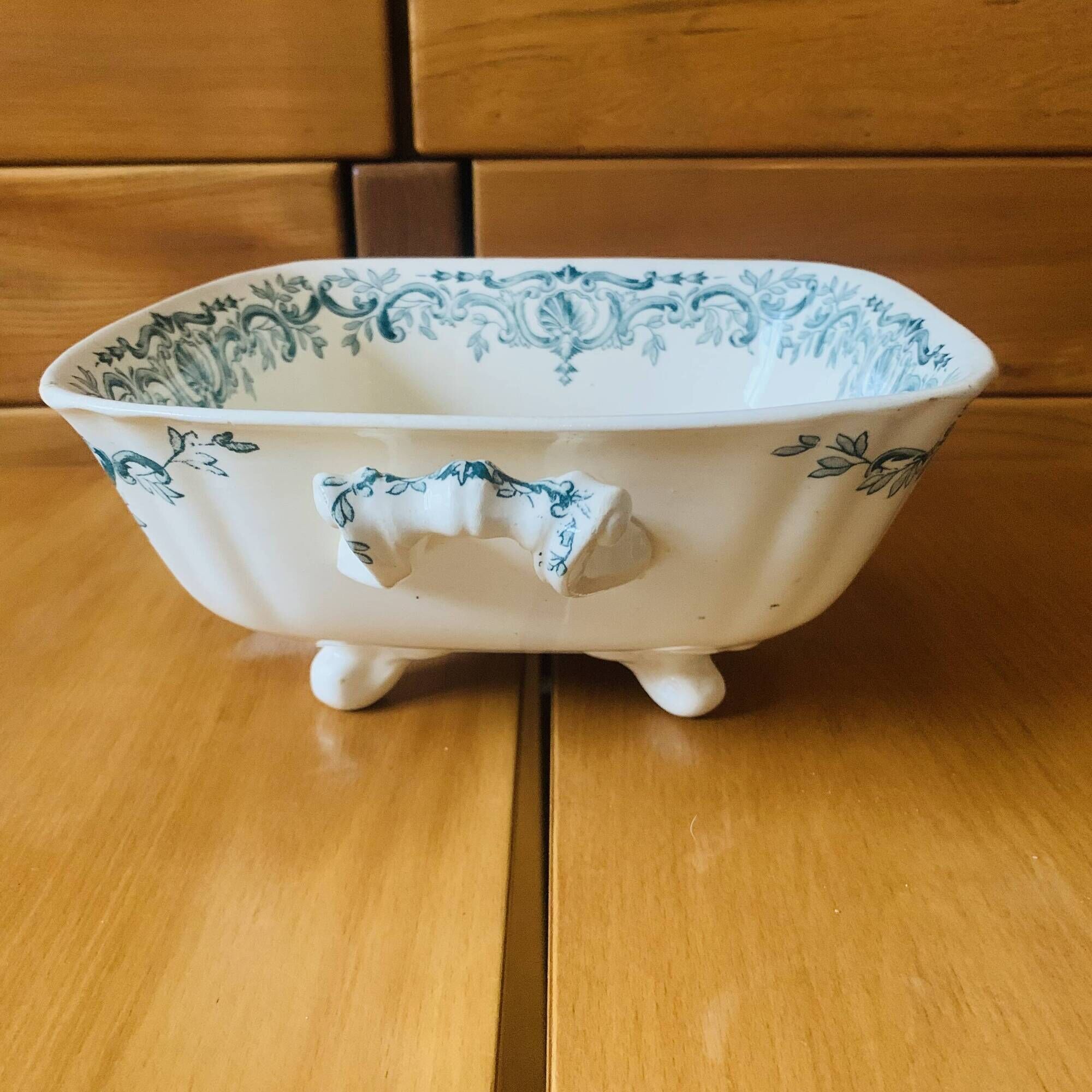 Terracotta Salad Bowl Longchamp model Regent