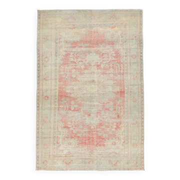 6x9 Pale Red & Beige Vintage Rug