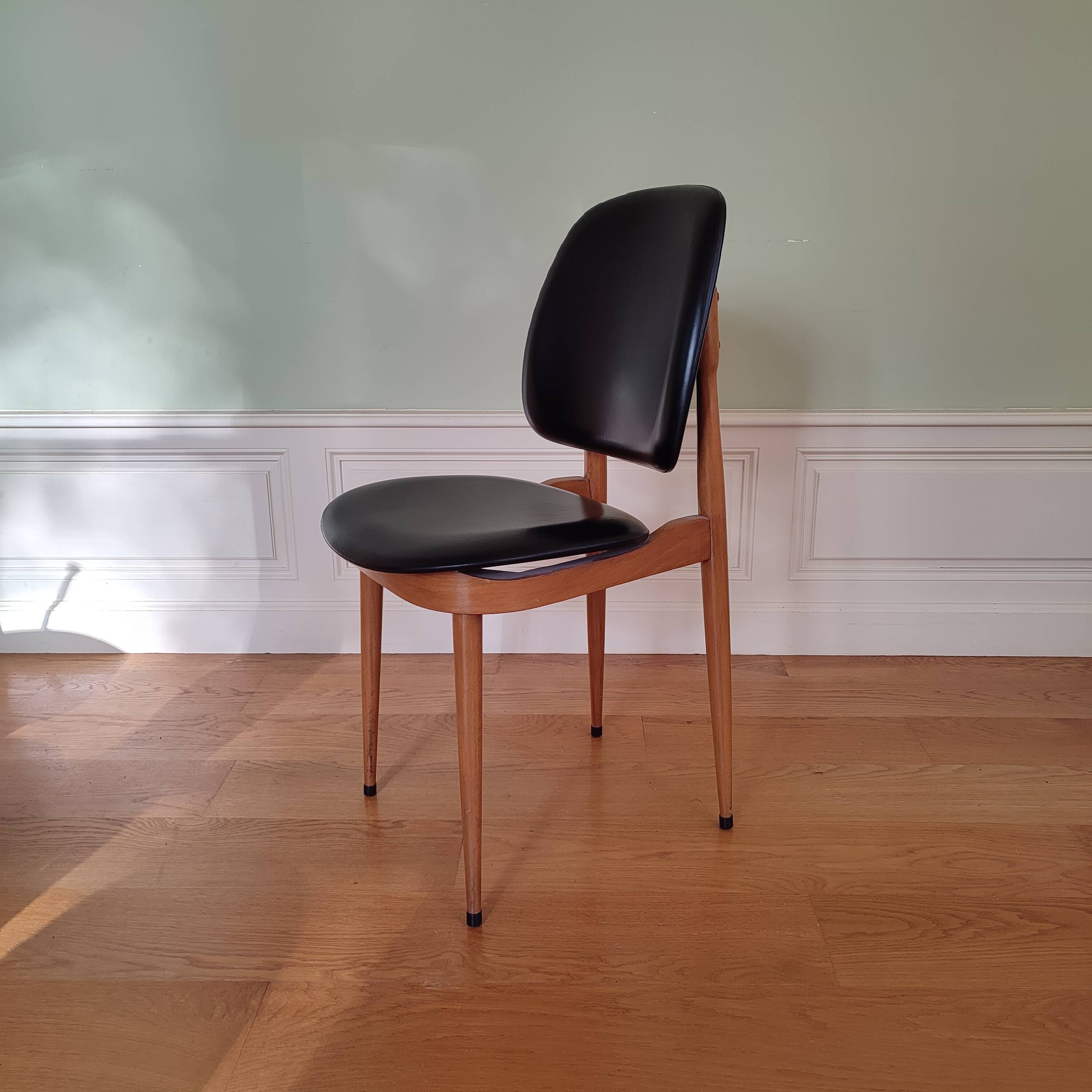 Lot de 6 chaises vintage " Pégase " Baumann