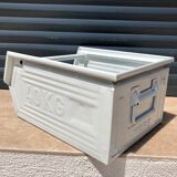 Industrial claw tray