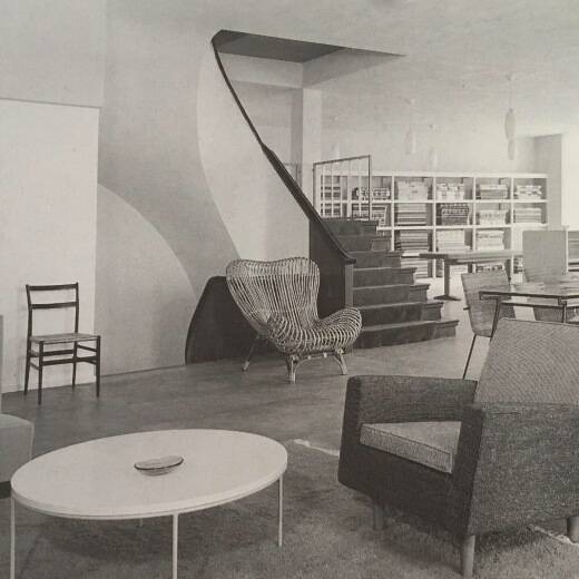 Round Coffee Table by Paul McCobb for Metz & Co 1950s