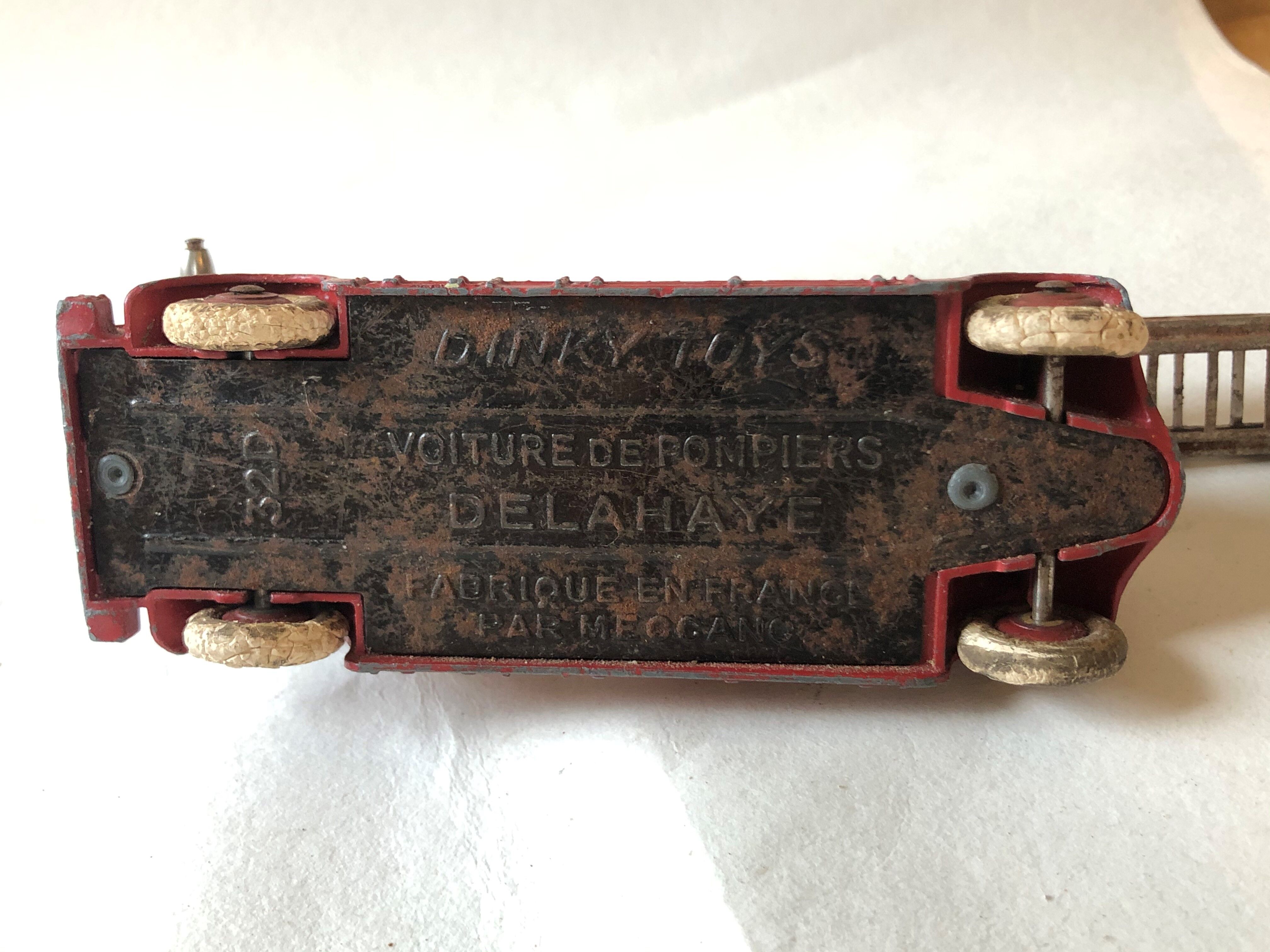 Delahaye Fire Car - Dinky Toys 1950