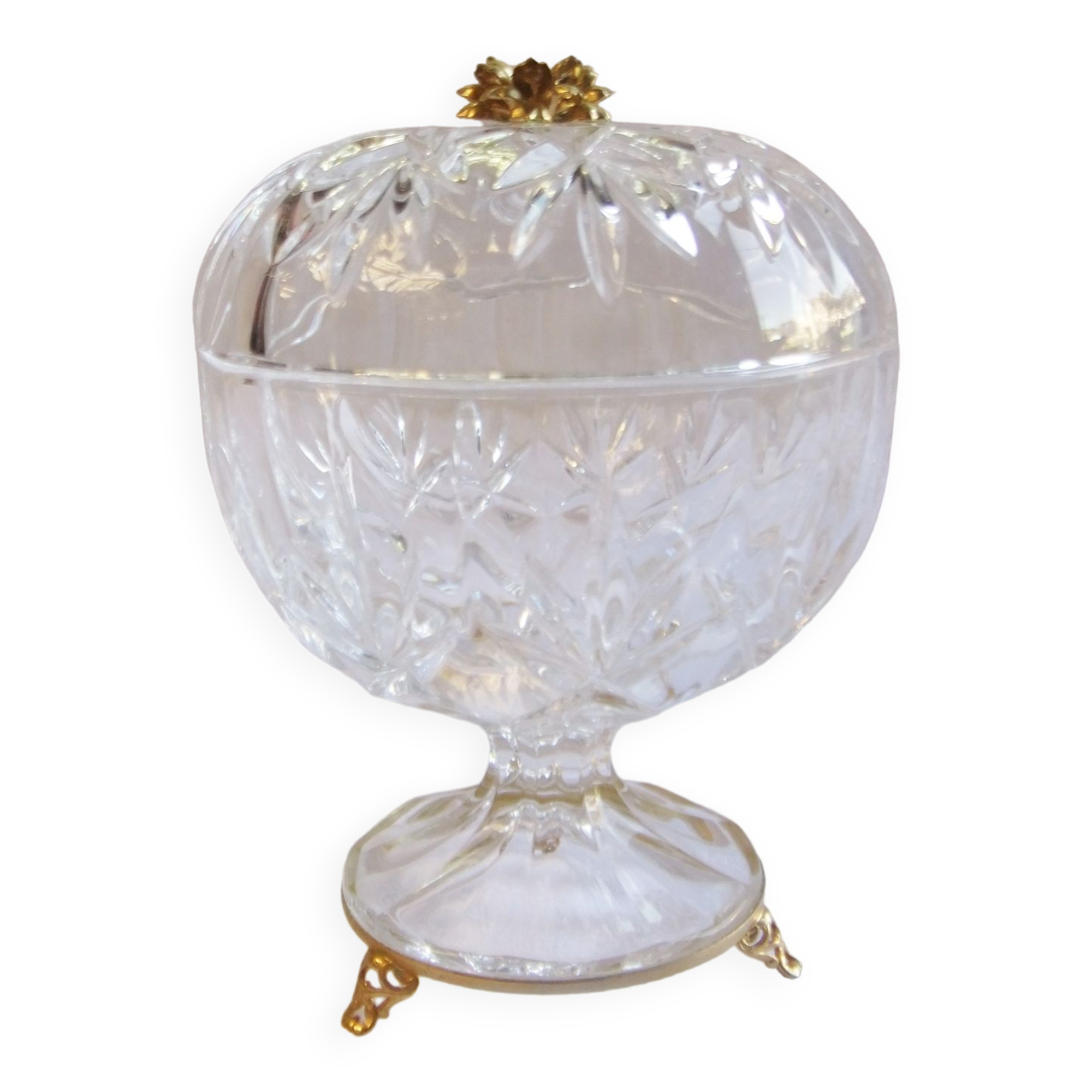 Bonbonnière in crystal cut