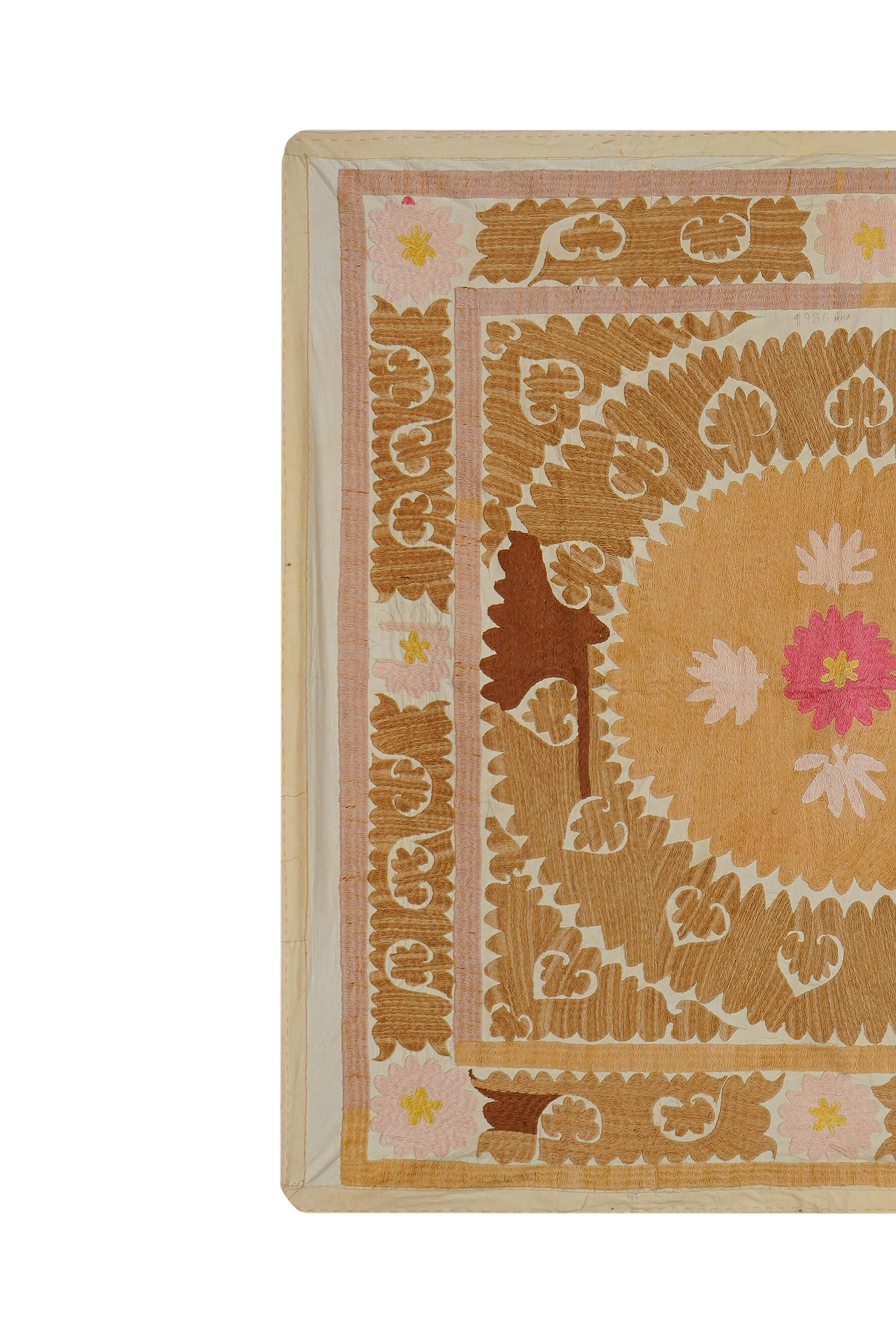 Vintage Turkish hand-knotted rug 131x136 cm