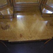 Louis XVI-style hairdresser in elm magnifying glass and 20th century marquetry net.