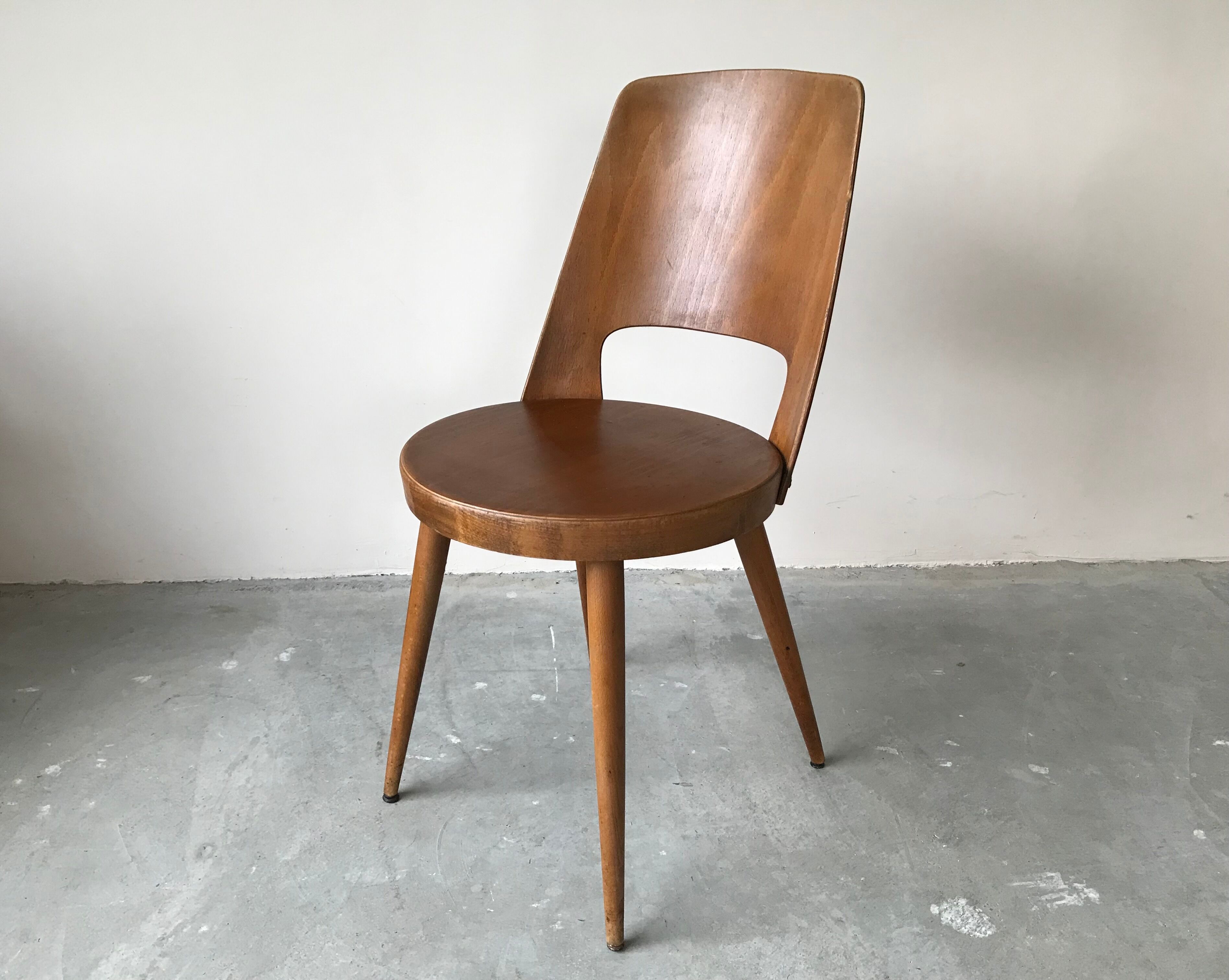 Suite of 6 chairs bistro Baumann, circa 1950.