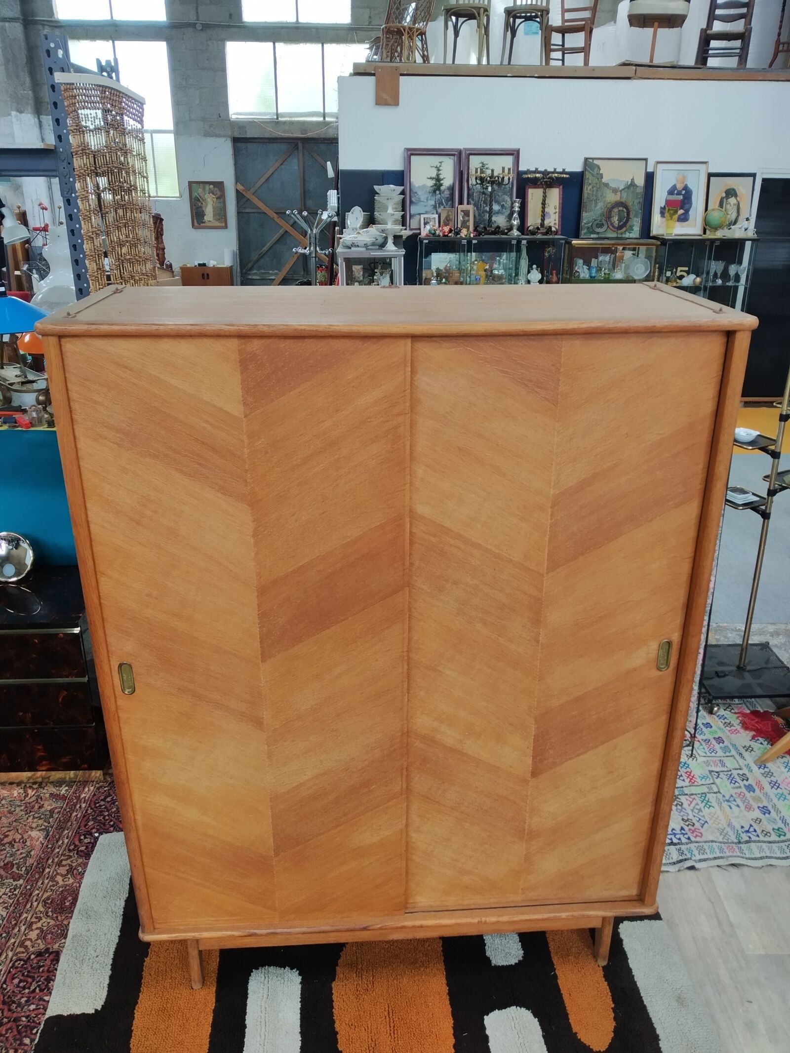 Wardrobe sliding doors