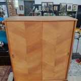 Wardrobe sliding doors