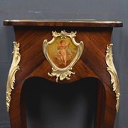 Table de salon, travailleuse en marqueterie, style Louis XV – fin XIXe
