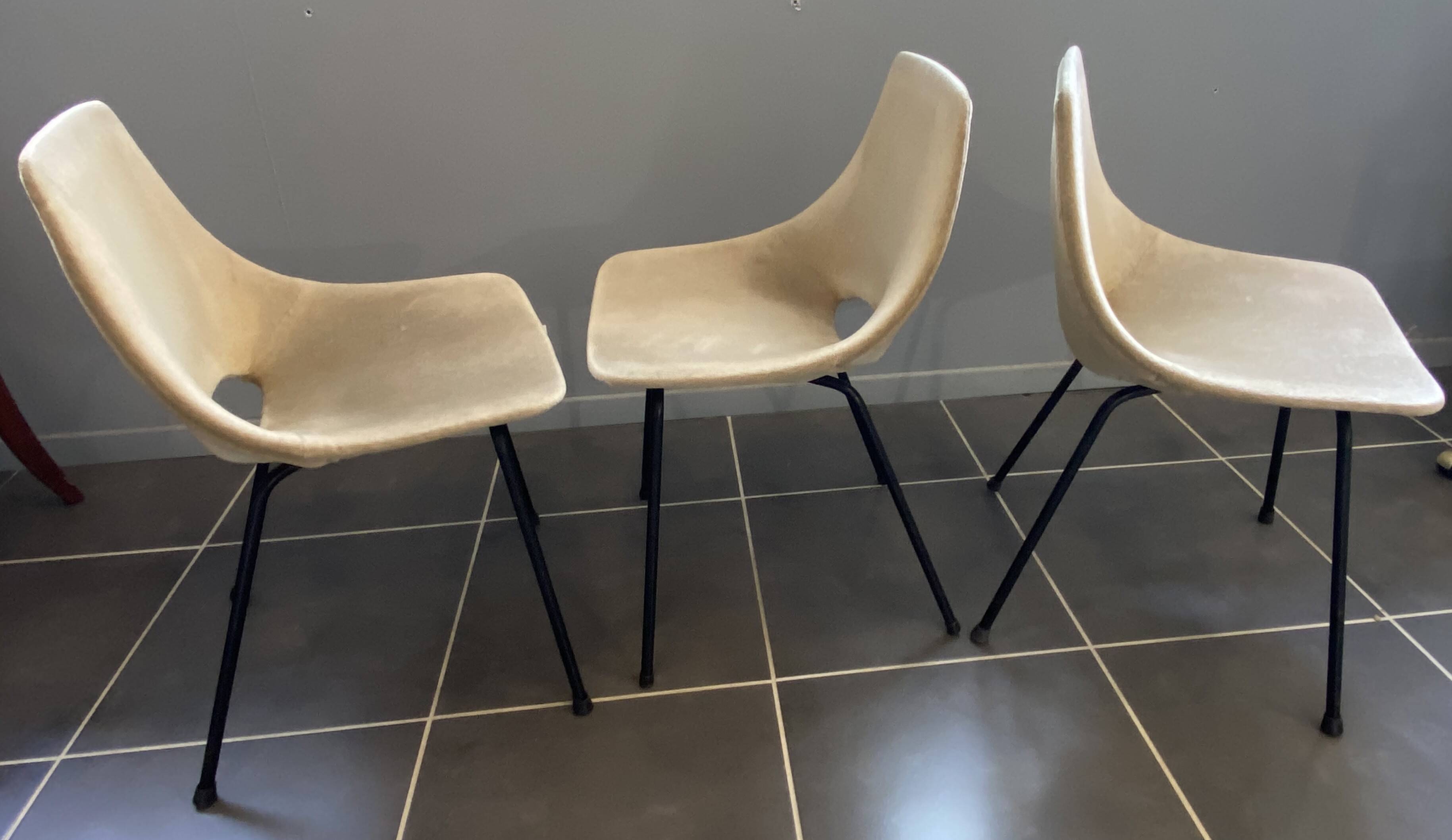 A barrel chair by Pierre Guariche, Steiner, vintage beige fabric from the 1950s.