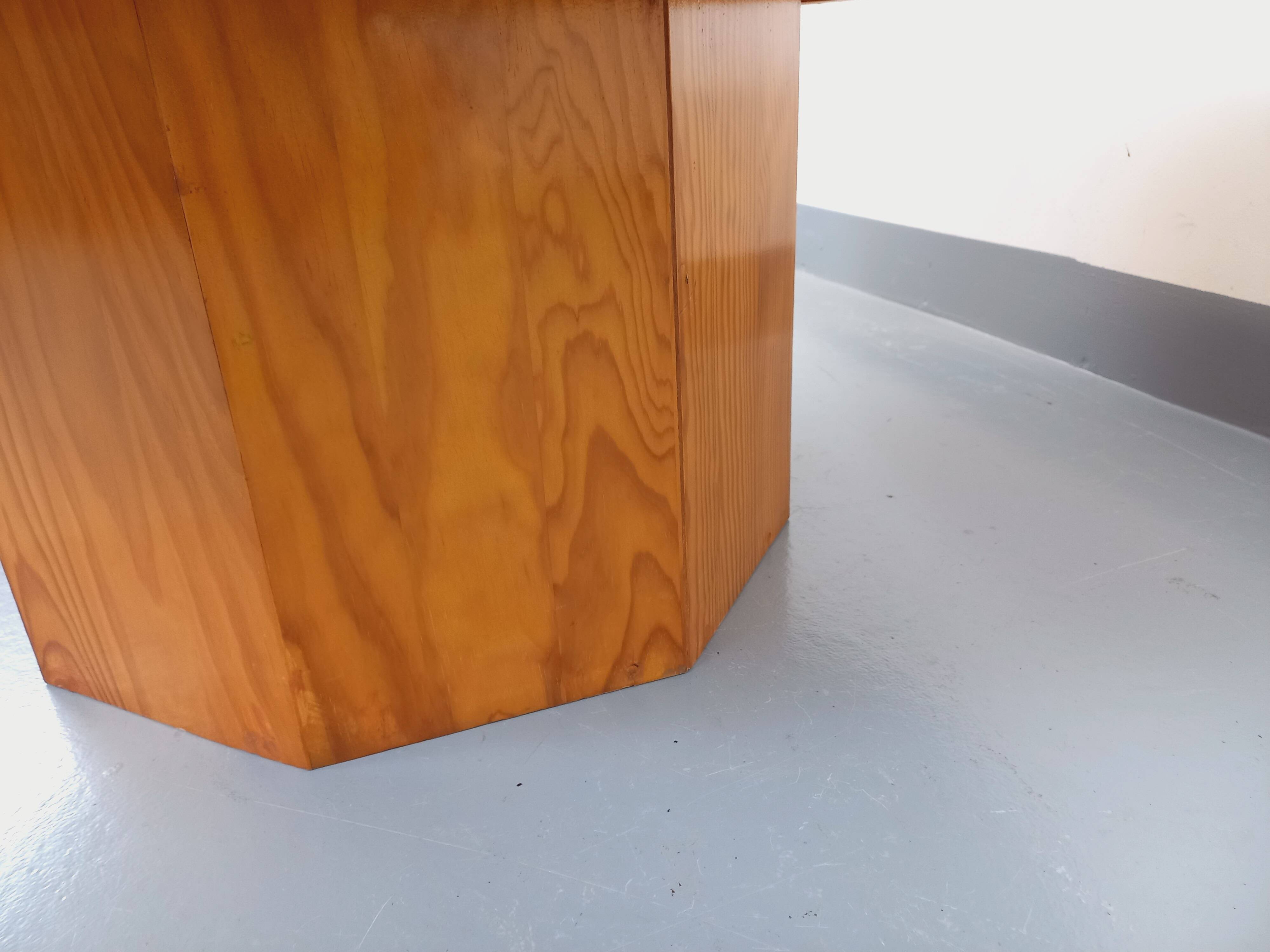 Vintage round pine coffee table from the 70s