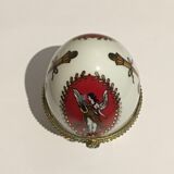 Porcelain egg