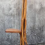 Brutalist floor lamp in solid wood H160 with tripod base