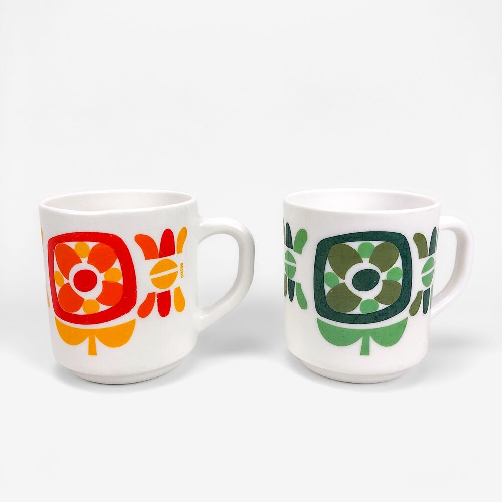1970s Mobil cups