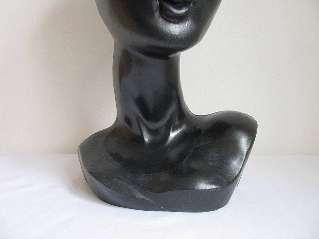 Twiggy hat head 1970