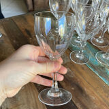 Set of 8 crystal wine glasses size