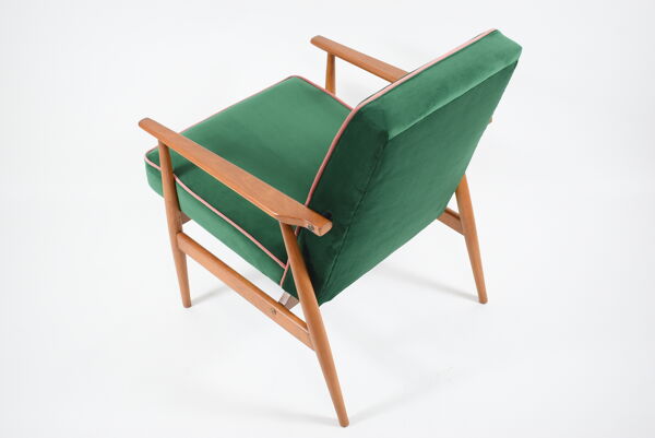 Fauteuil vintage années 1970 velours bouteille verte