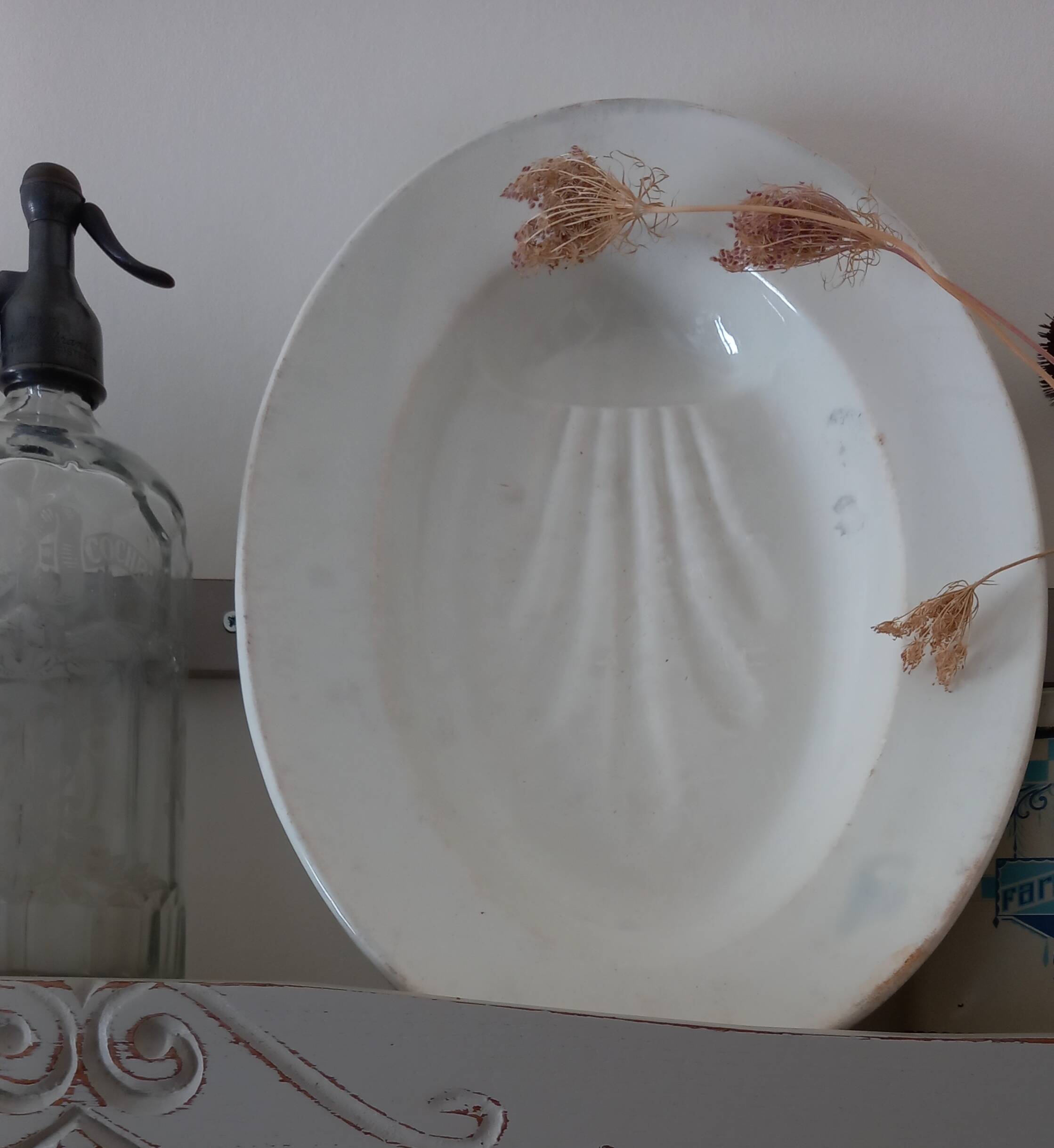 Antique asparagus dish, large 19th century oval earthenware dish D. JOHNSTON & J. VIEILLARD BORDEAUX