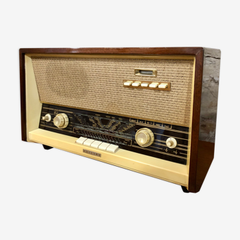 Radio set 60s