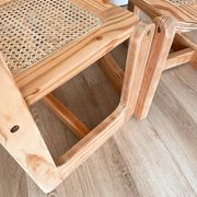 Ensemble de 4 chaises en bois et cannage - années 1960-70