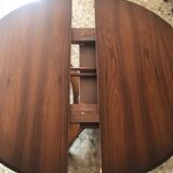 Regency round table