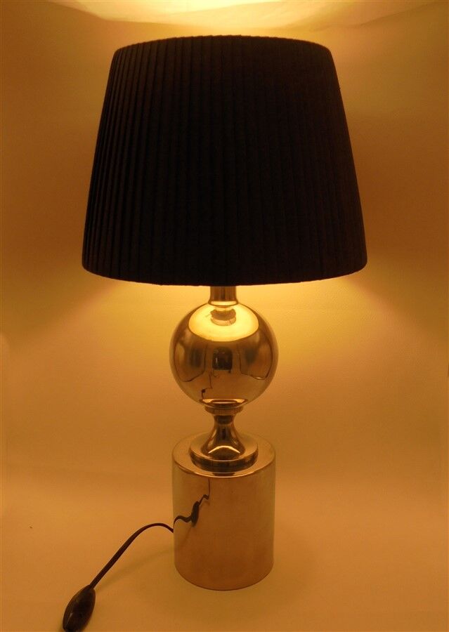 Barbier's signed lamp