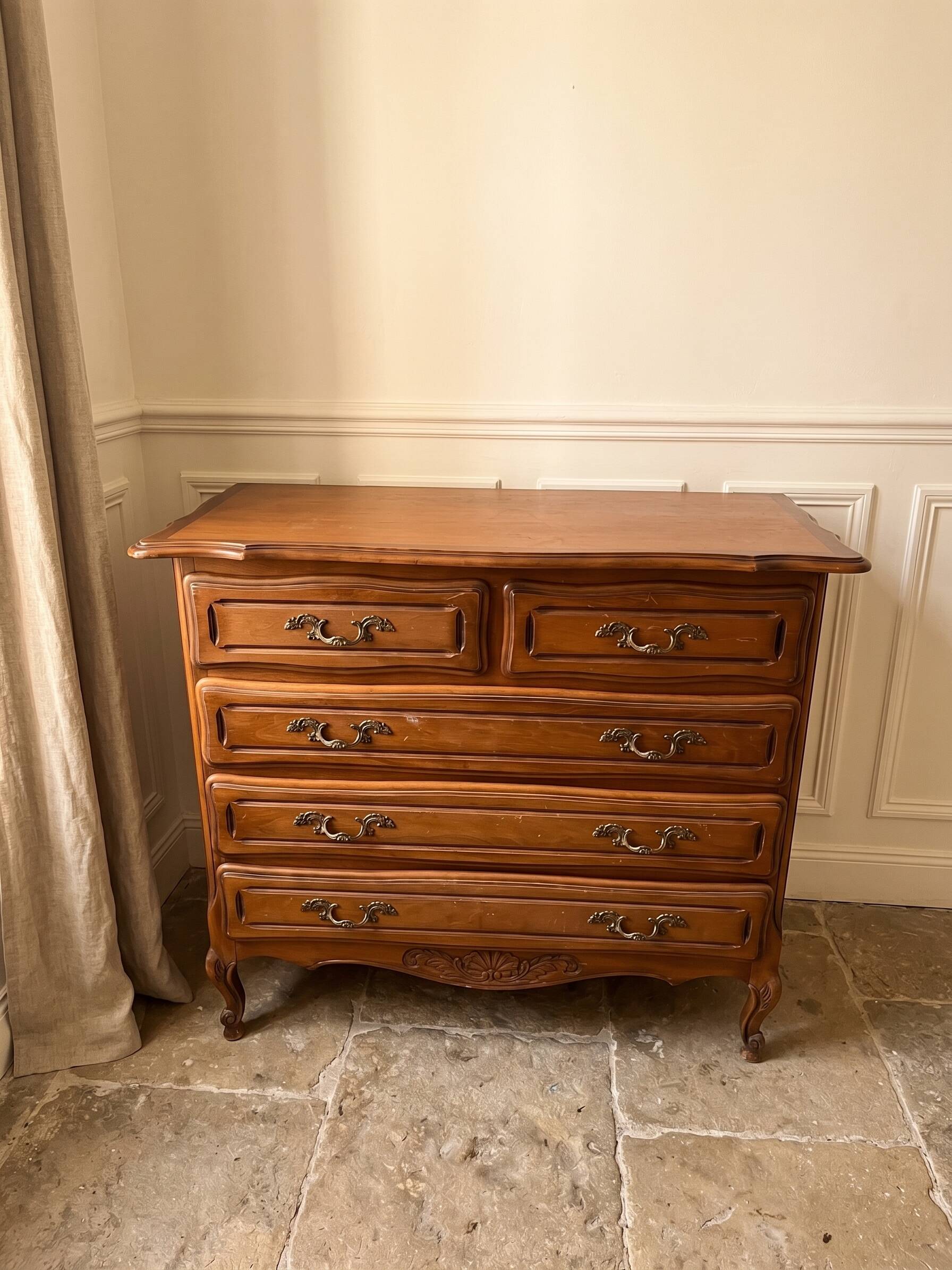 Commode en bois