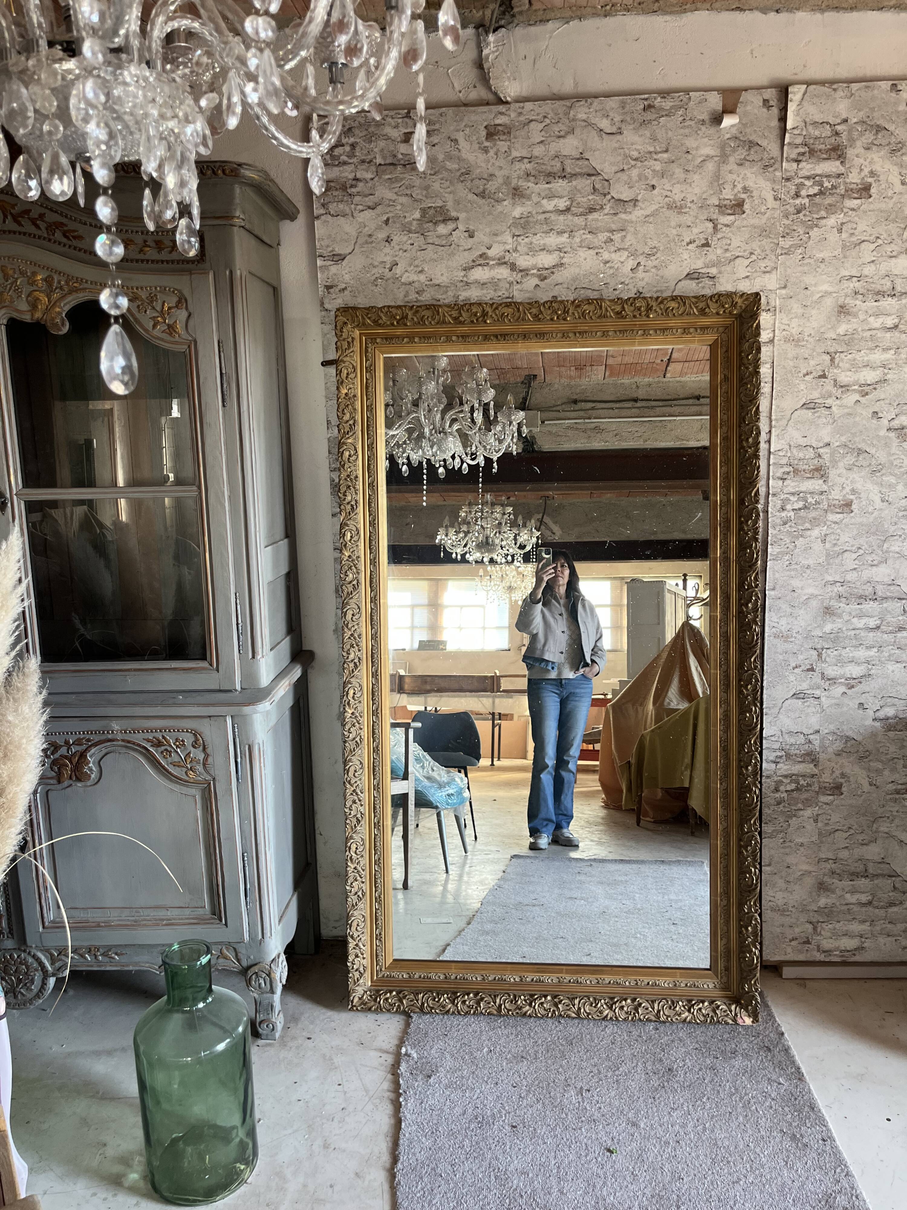 Antique Louis XV style canapé