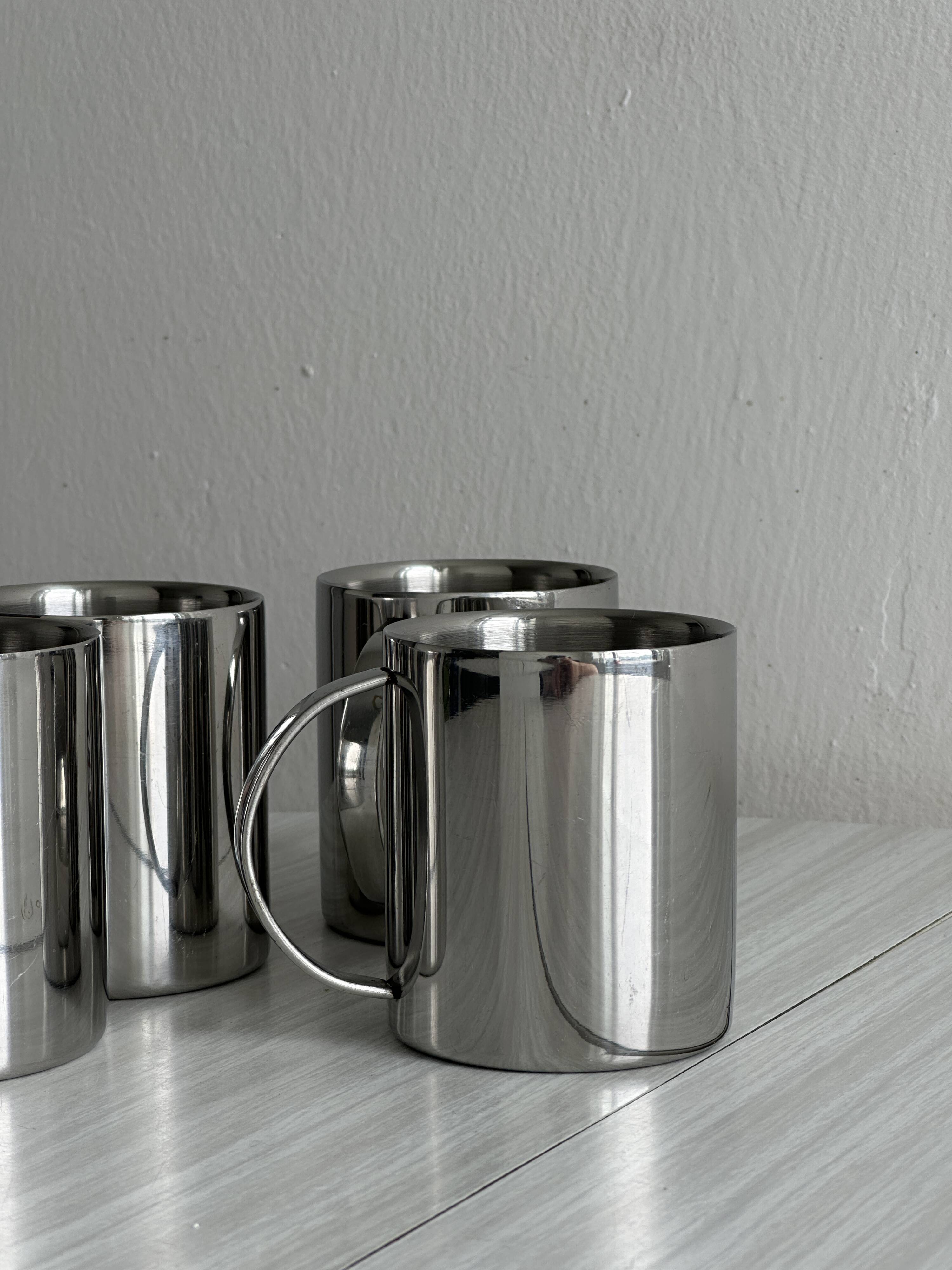 Set of 4 stainless steel cups
