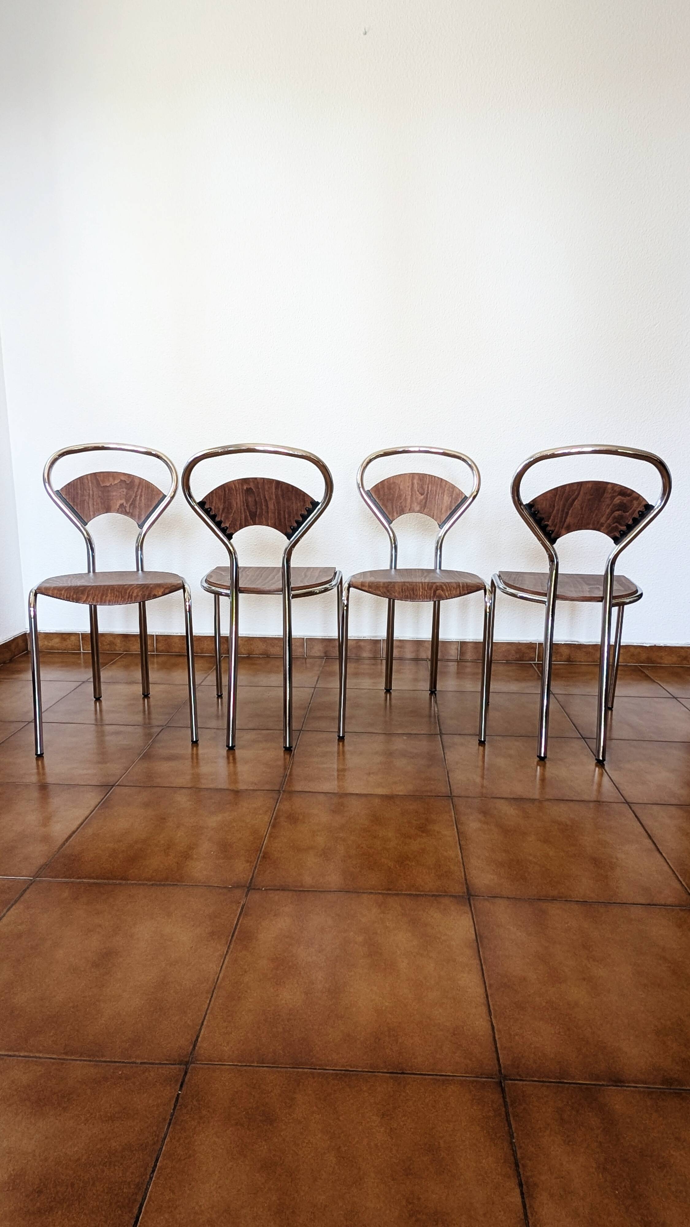 Set of 4 vintage bistro chairs in wood and chrome with postmodern design from