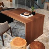 Waterfall desk